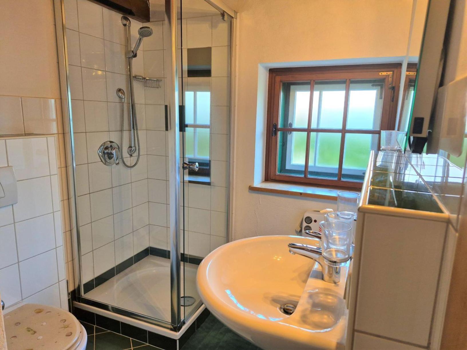 Ferienlounge Bluntausee Golling an der Salzach Buitenkant foto