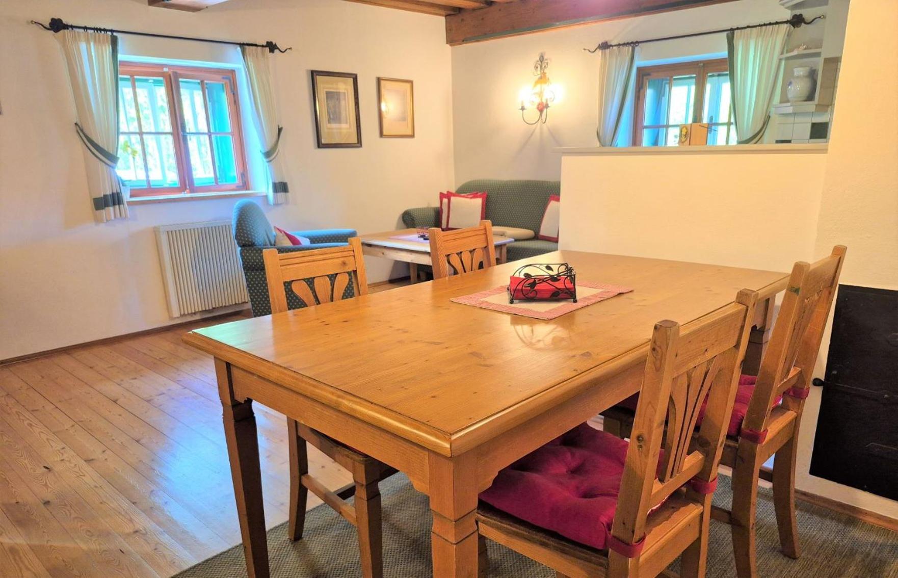 Ferienlounge Bluntausee Golling an der Salzach Buitenkant foto